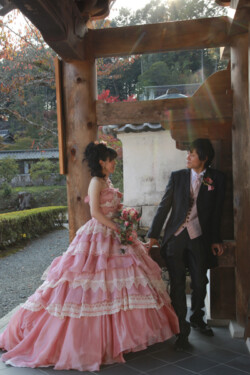 ドレスで結婚写真
