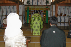 結婚式(結婚報告祭)