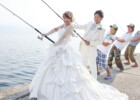 友人と魚釣り