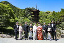 山口市　瑠璃光寺五重の塔でフォトウェディング　
