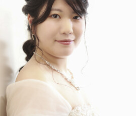 山口のフォトウェディング｜スタジオ内で撮影するM-Wedding